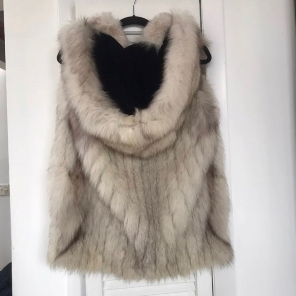 Vtg Saga Silver Fox Oversized Hooded Vest